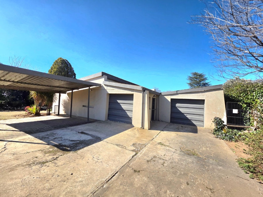 5 Bedroom Property for Sale in Jordania Free State